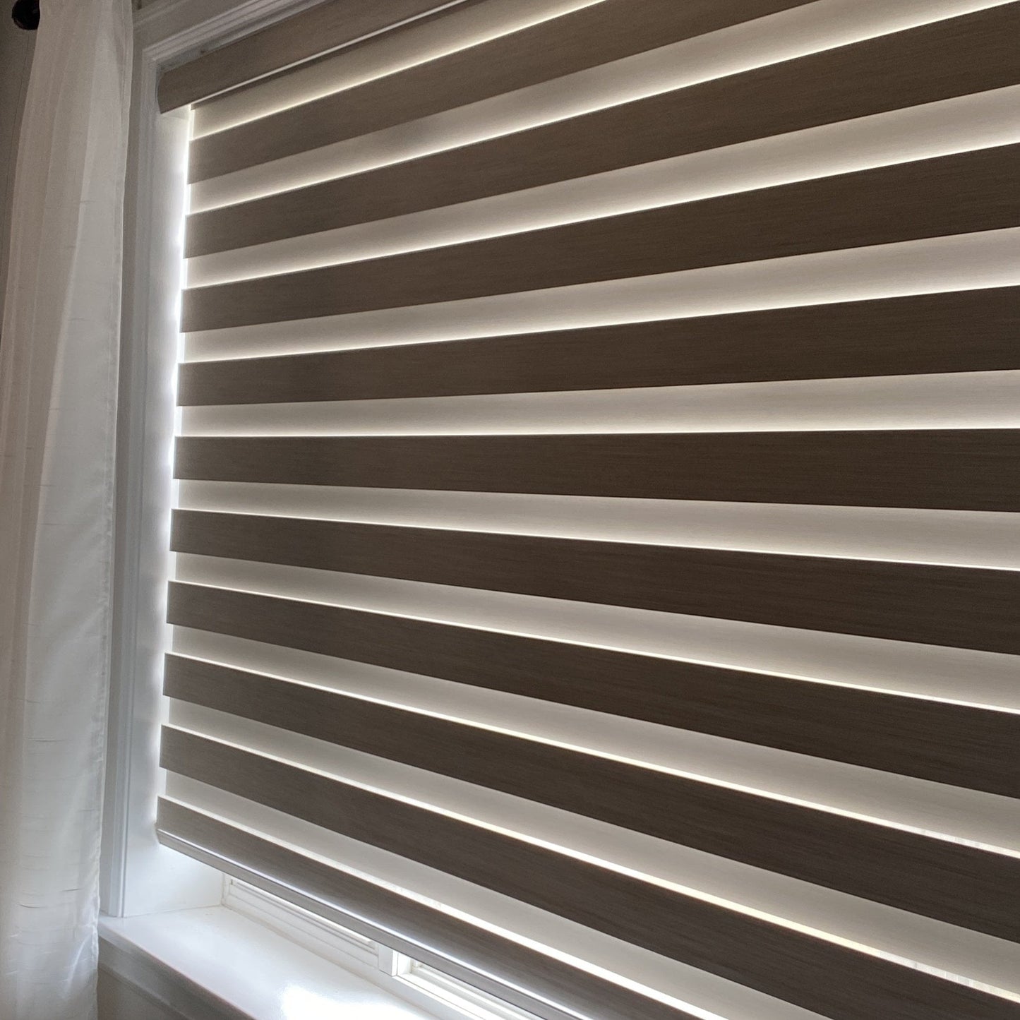 Custom Designer Textured Room Darkening Zebra Blinds / Dual Sheer Shades | MIFU Decor